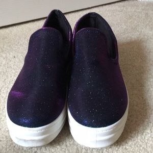 Platform sneakers/slip ons
